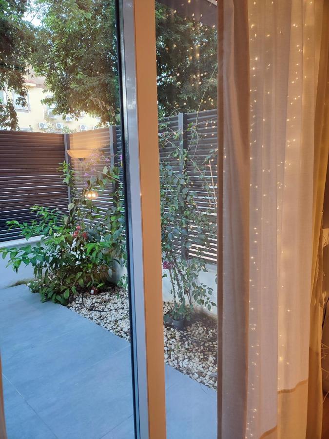 Bajo Luminoso En Barrio De Nervion Lägenhet Sevilla Exteriör bild